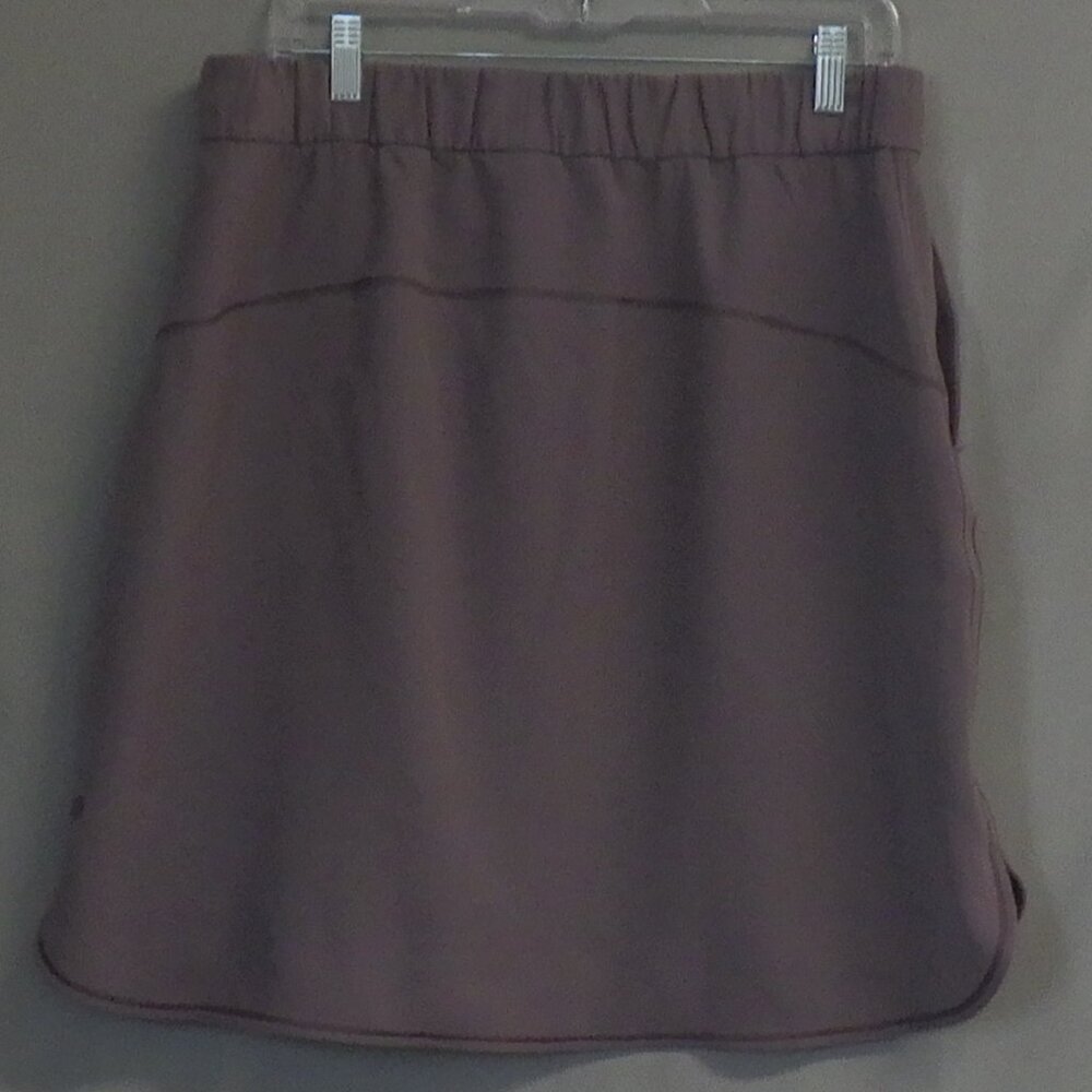 Lululemon Purple On The Fly Skirt - Picture 2 of 3